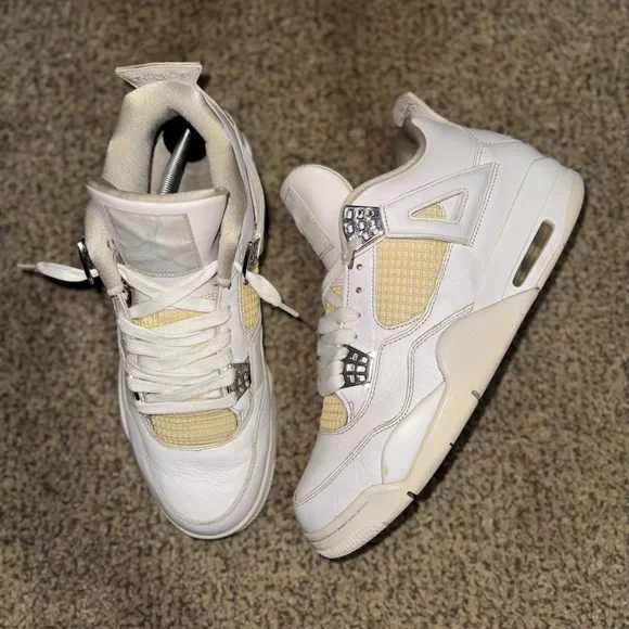 Air Jordan 4 “Pure money”